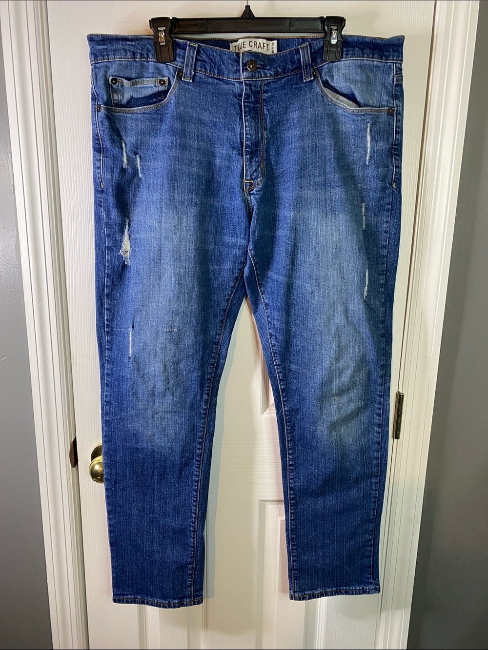 True Craft Men's Medium Blue Slim Straight  Size 36/30.